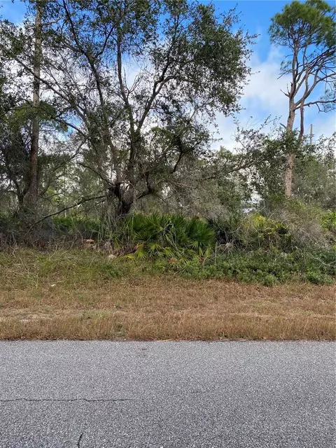 21092 Dearman Ave, Port Charlotte, FL 33954