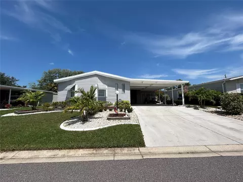 8532 Countess Avenue Cir, Palmetto, FL 34221
