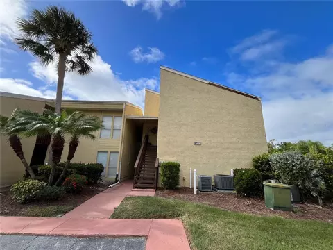 3439 Clark Rd #240, Sarasota, FL 34231