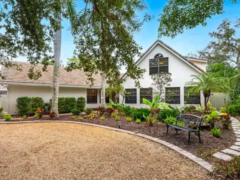 5125 Oakmont Pl, Sarasota, FL 34242