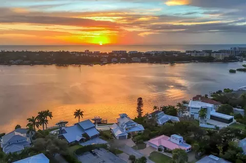 1601 Idle Ln, Sarasota, FL 34231