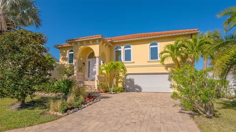 699 Penfield St, Longboat Key, FL 34228