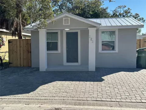 223 12th Ave W, Bradenton, FL 34205