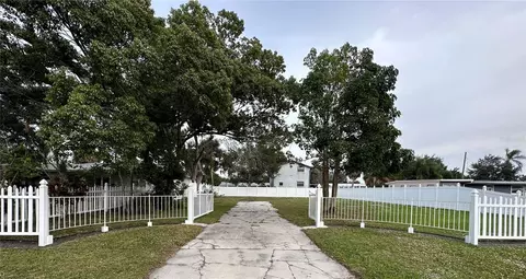 214 Ravenna St N, Nokomis, FL 34275