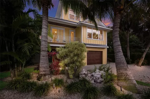 115 Palmetto Ave, Anna Maria, FL 34216