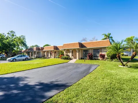 3402 40th St W, Bradenton, FL 34205
