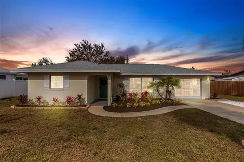 160 Columbia Rd, Venice, FL 34293