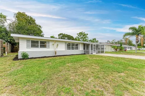 2653 Trinidad St, Sarasota, FL 34231