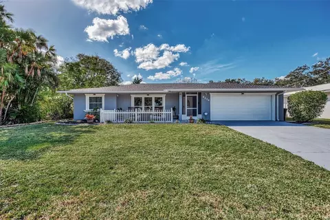 4214 Tee Rd, Sarasota, FL 34235