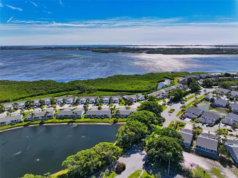 947 Waterside Ln, Bradenton, FL 34209