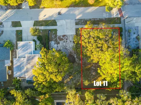 2596 Floyd St, Sarasota, FL 34239