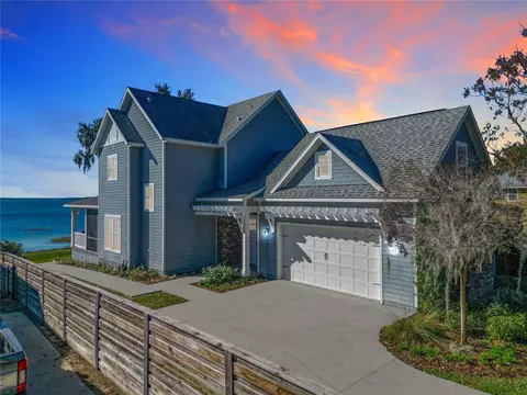 12750 E Highway 25, Ocklawaha, FL 32179