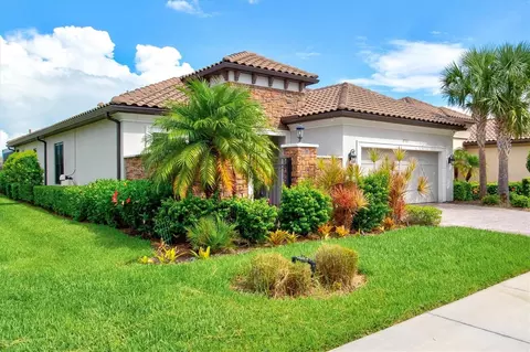 8733 Amaretto Ave, Sarasota, FL 34238