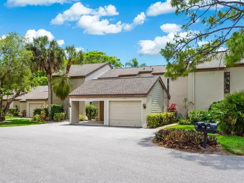 4326 Woodmans Chart #137, Sarasota, FL 34235
