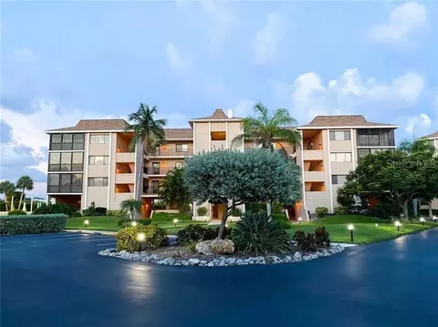 3500 Gulf Of Mexico Dr #301, Longboat Key, FL 34228