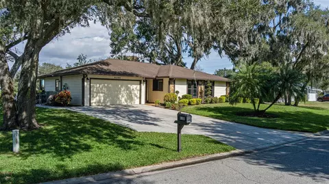 8108 Lake Dr, Palmetto, FL 34221