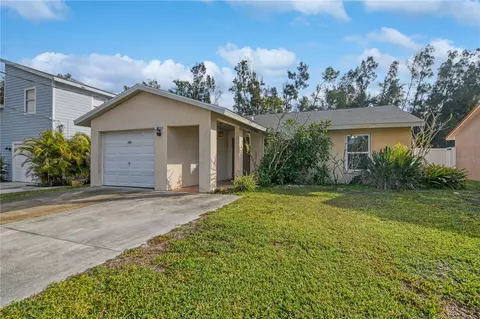 250 Glenwood Ave, Osprey, FL 34229