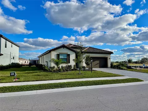 5429 Coral Reef Way, Bradenton, FL 34211