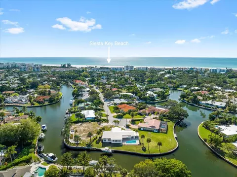 5400 Azure Way, Sarasota, FL 34242