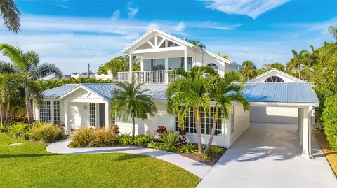 212 Sunrise Dr, Nokomis, FL 34275