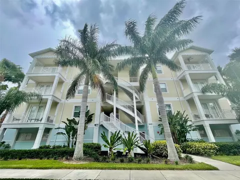 3440 77th St W #301, Bradenton, FL 34209