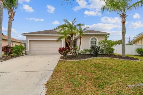 5011 Hemingford Ct, Palmetto, FL 34221