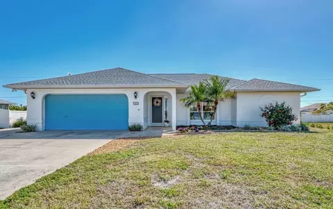 1363 Leawood Rd, Englewood, FL 34223