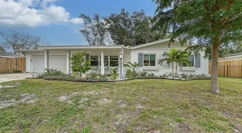 2748 Wisteria Pl, Sarasota, FL 34239
