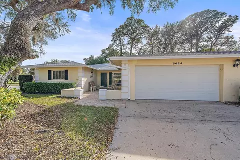 5624 Palm Aire Dr #V-105, Sarasota, FL 34243