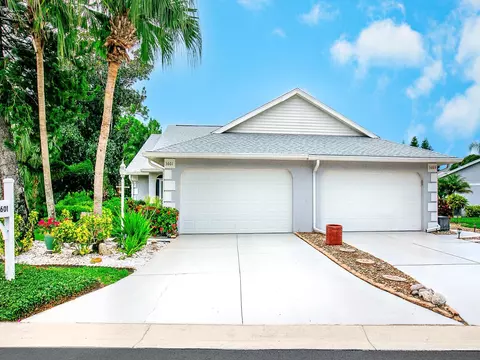 3601 Bonaventure Ct, Sarasota, FL 34243