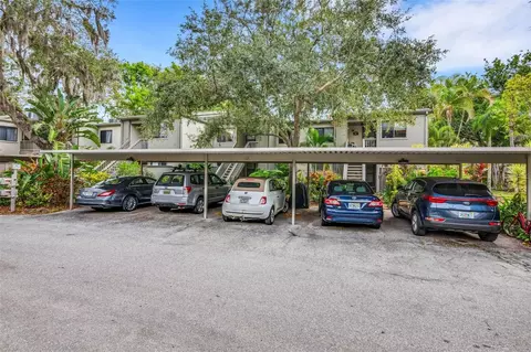 1628 Clower Creek Dr #225, Sarasota, FL 34231