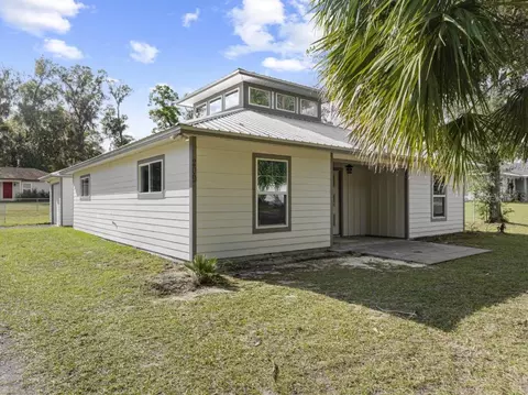 209 NW 5th Pl, Williston, FL 32696