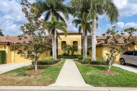 7235 River Hammock Dr #202, Bradenton, FL 34212