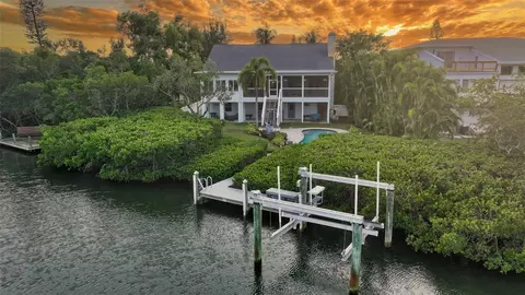 126 Hammock Rd, Anna Maria, FL 34216