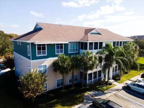 4802 51st St W #806, Bradenton, FL 34210