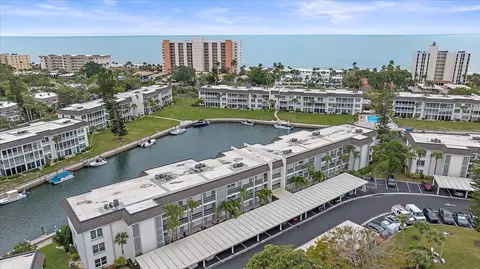 4400 Exeter Dr #205, Longboat Key, FL 34228