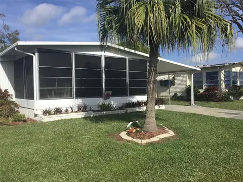 729 Fairmount Dr, North Port, FL 34287