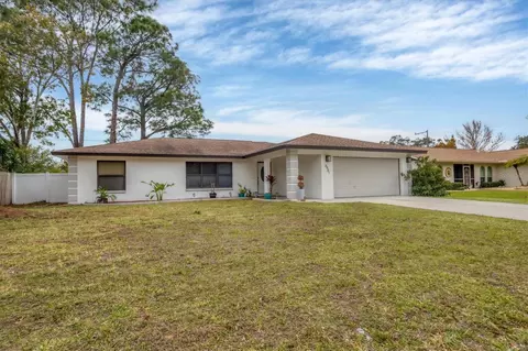 8461 Cypress Lake Cir, Sarasota, FL 34243