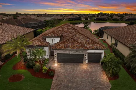 6734 Rookery Lake Dr, Bradenton, FL 34212