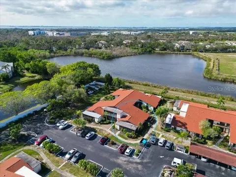 5400 34th St W #15C, Bradenton, FL 34210