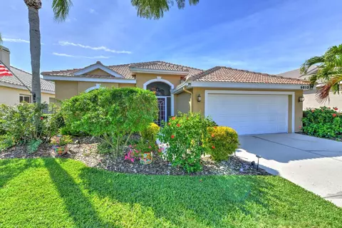 6852 Superior Street Cir, Sarasota, FL 34243