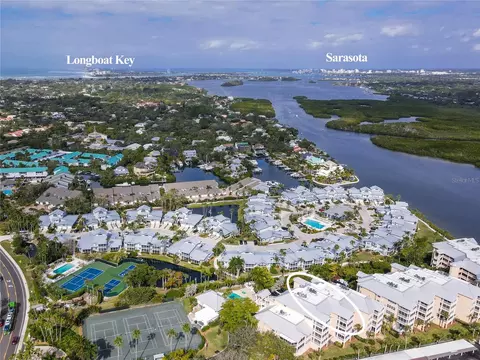 1240 Dolphin Bay Way #402, Sarasota, FL 34242