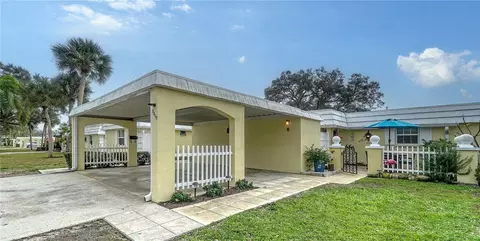 5810 Driftwood Pl #31, Sarasota, FL 34231