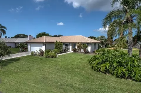 1310 64th St W, Bradenton, FL 34209