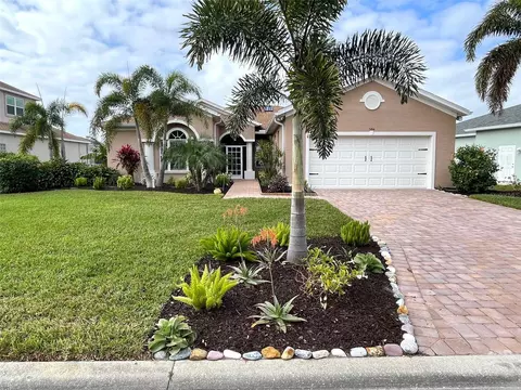 5166 51st Ln W, Bradenton, FL 34210