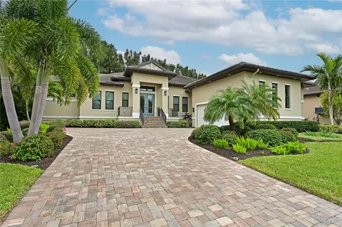 12309 Baypointe Ter, Cortez, FL 34215
