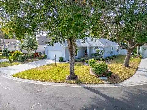 12218 Hollybush Ter, Lakewood Ranch, FL 34202
