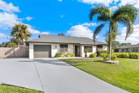 6248 Berkeley St, Englewood, FL 34224