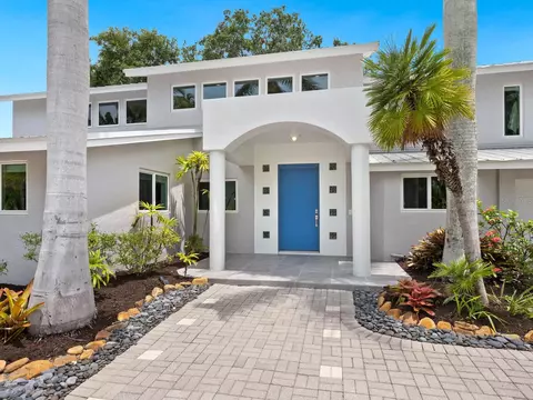 361 Avenida Leona, Sarasota, FL 34242