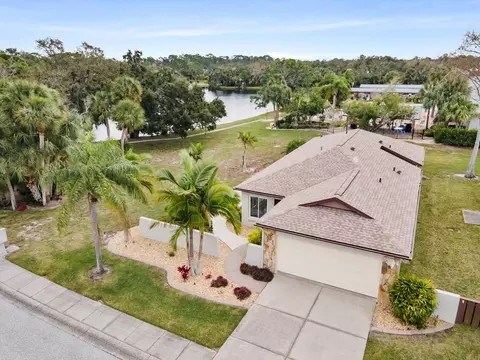 607 Linden Dr #607, Englewood, FL 34223